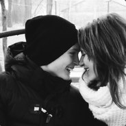 {GrYvI}