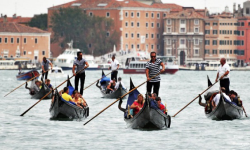 Gondoliers