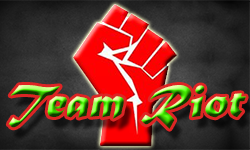 < TeamRiot >